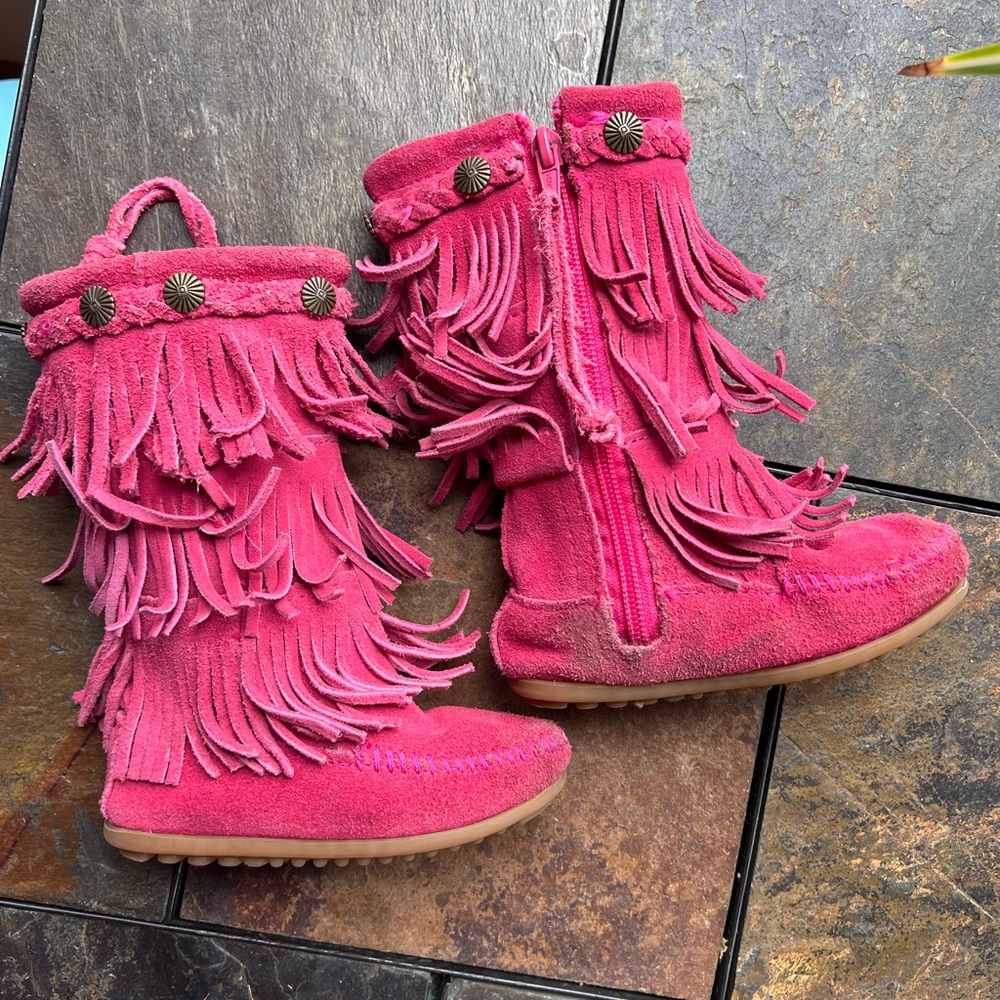 Minnetonka Pink Fringe Ankle Booties